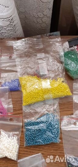 Бисер, бусины