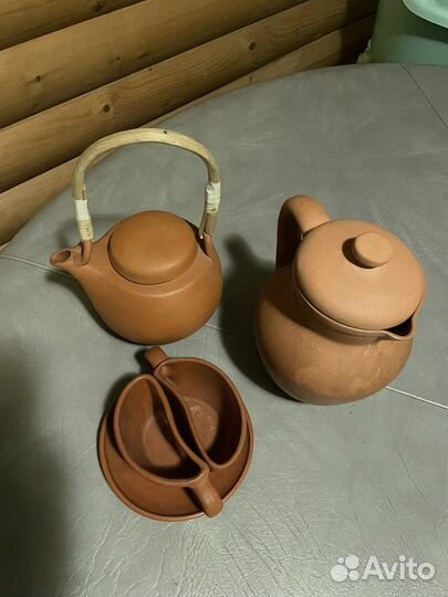 Лот:Кувшин+ чайник+ чашки (инь- янь)