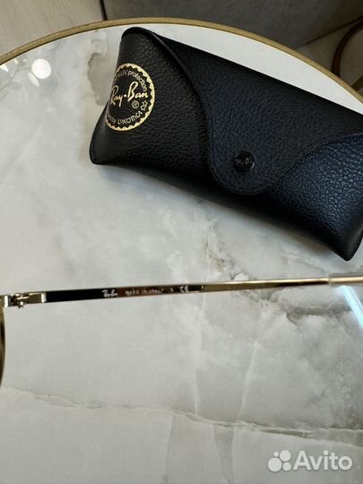 Солнцезащитные очки ray ban