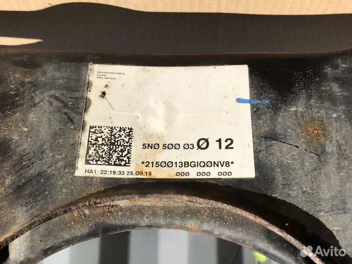 Подрамник задний Volkswagen Tiguan 11-17