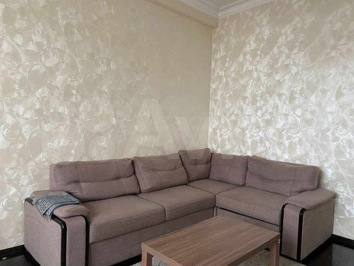 2-к. квартира, 60 м², 5/16 эт.