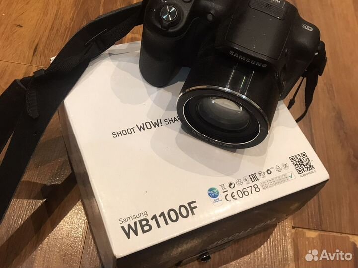 Компактный фотоаппарат