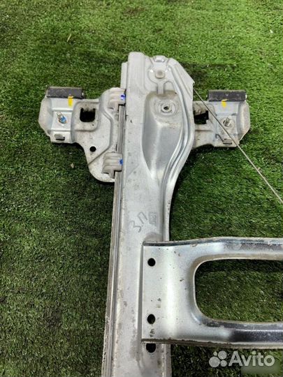 Стеклоподъемник механ. задний правый Chevrolet Ave