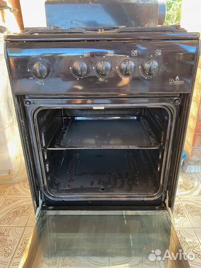 Газовая плита Дарина Классик чёрная с духовкой