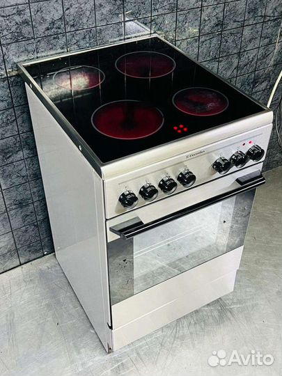 Плита электрическая Electrolux EKC 511502X