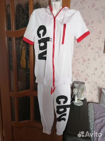 Спортивный костюм унисекс 44-46 размер