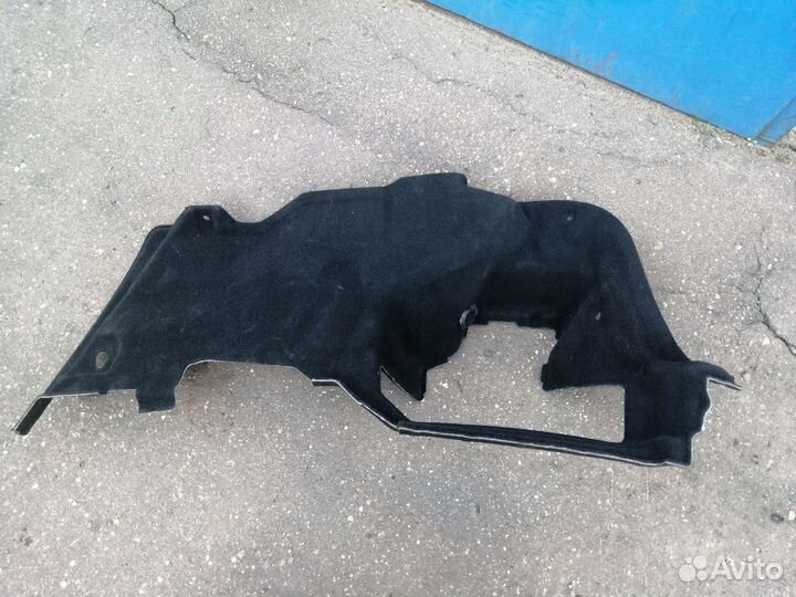 Обшивка багажника правая BMW 3er G20