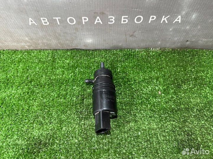 Насос омывателя стекла Volkswagen Polo 5 