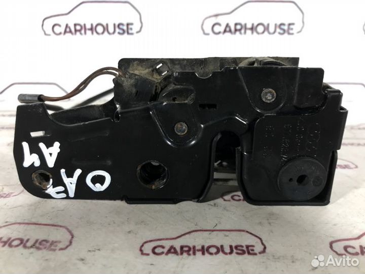 Замок капота Audi A4 B8 1.8 CDH 2011