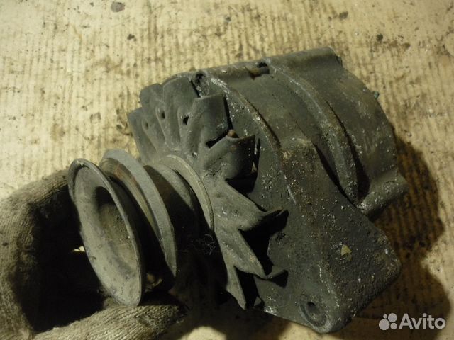 Генератор Пассат Б3 1.8