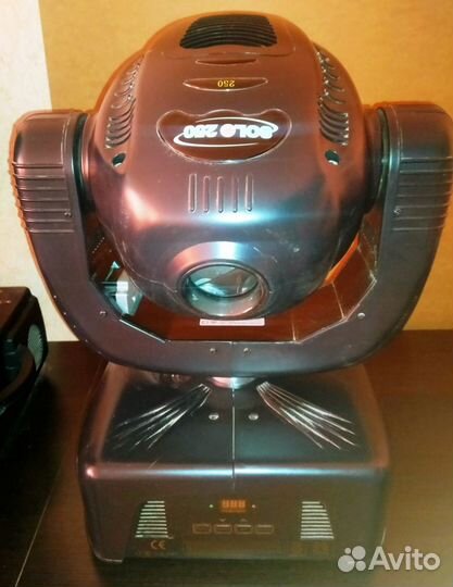 Световые приборы головы для сцены