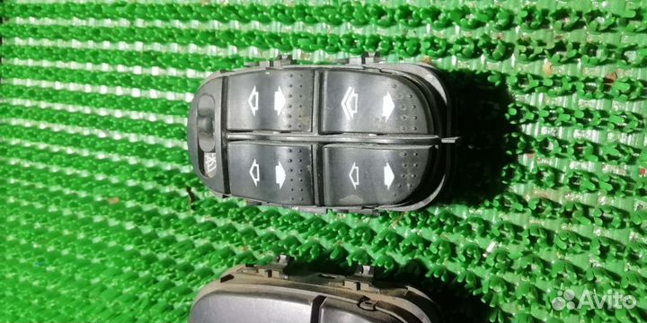 Блок управления стеклом Форд фокус 1