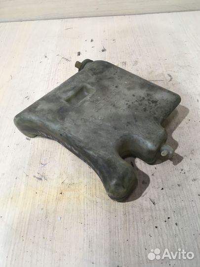 Бачок омывателя фар Mercedes Benz W210