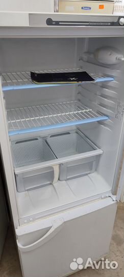 Холодильник indesit sb150