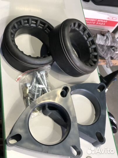 Проставки Ford Focus