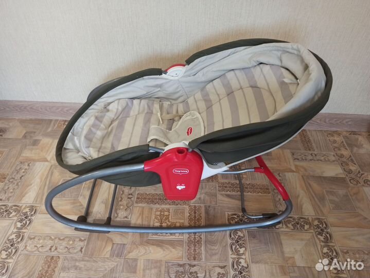 Детский шезлонг tiny love