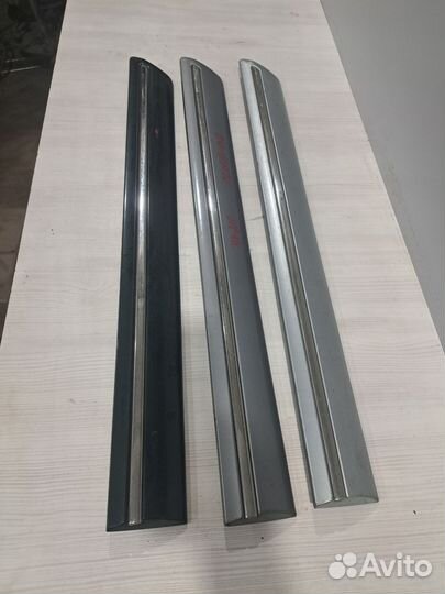 Mercedes Е 210 молдинг двери задний