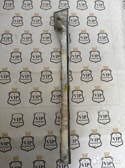 Хром Накладка бампера задний правый Volkswagen