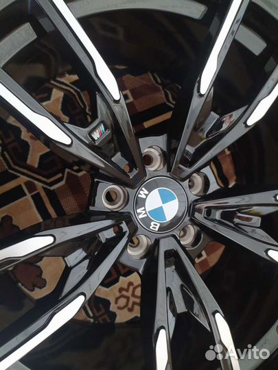 R18/5/112 BMW M4, G22 G20, g30, G11, G12 М стиль