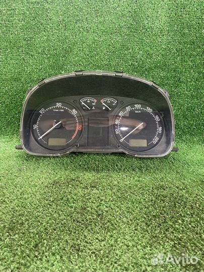 Панель приборов Skoda Octavia Tour