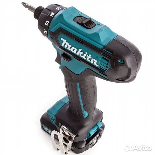 Аккумуляторная дрель-шуруповерт Makita DF033dwae