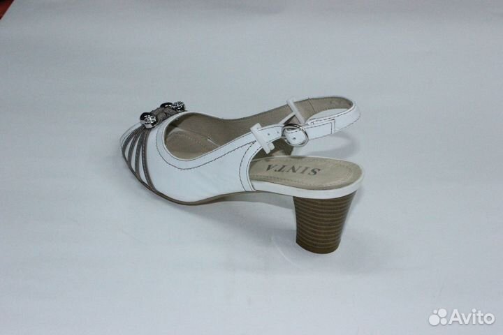 Босоножки Женские