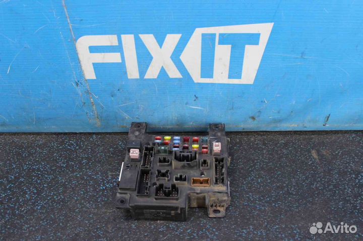 Блок предохранителей Mitsubishi Lancer (Митсубиси