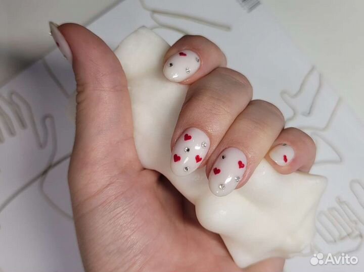 Маникюр, педикюр