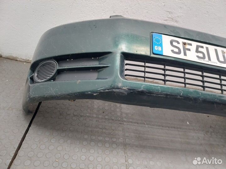 Бампер передний Toyota Avensis Verso, 2001