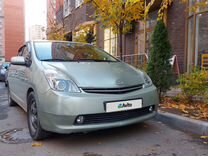 Toyota Prius 1.5 CVT, 2005, 400 000 км, с пробегом, цена 700 000 руб.