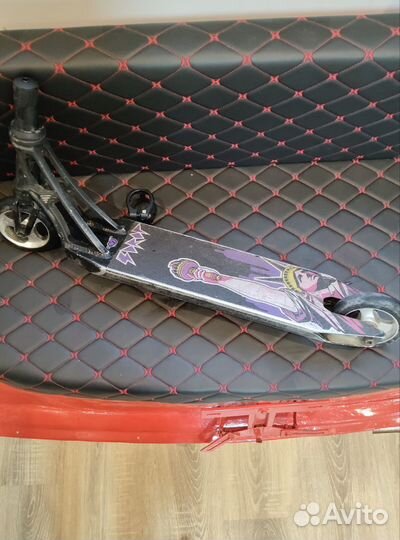 Трюковой самокат кастом парк