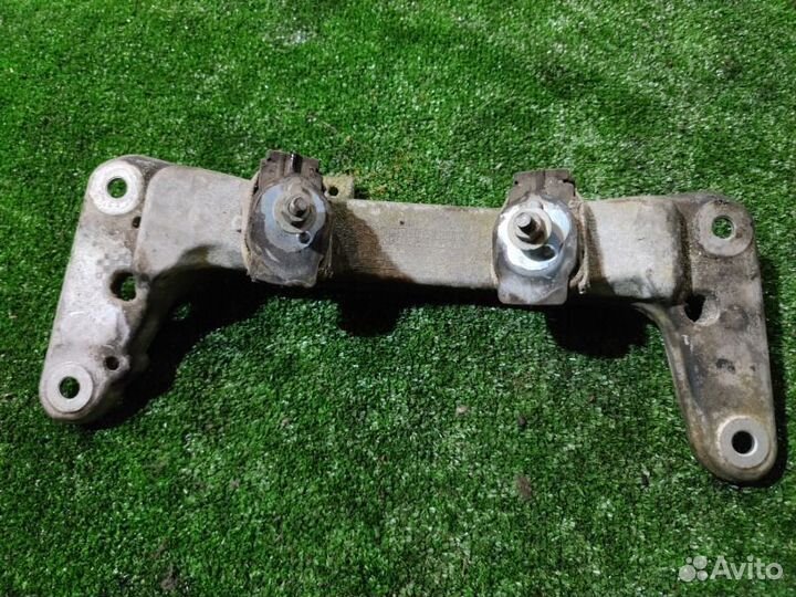 Кронштейн кпп Bmw 335I F30 N55