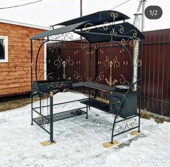Беседка с мангалом