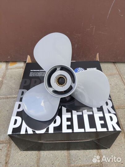 Винт гребной 13 шлиц.12 шаг