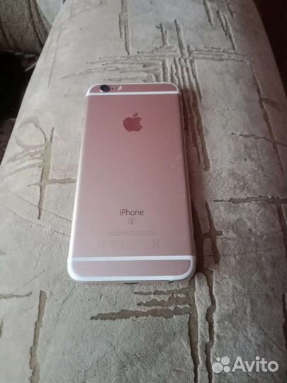 Телефон iPhone 6s