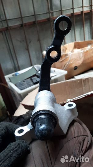 Рычаг маятниковый ваз 2121 нива в сборе