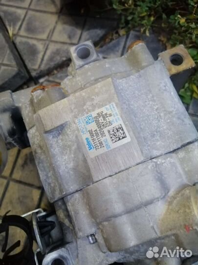 Компрессор кондиционера subaru impreza