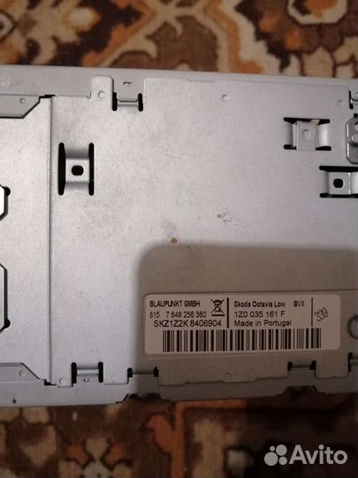 Продам штатную магнитолу