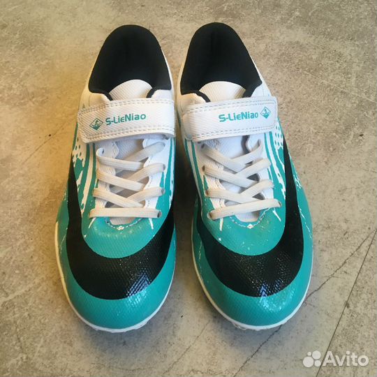 Футбольные Бутсы футзалки сороконожки ст. 21см