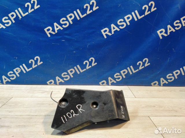 Защита кузова правая Toyota Mark I I JZX110 1jzfse