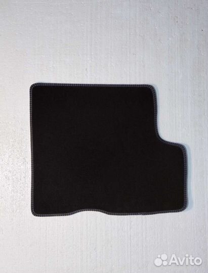 Коврики на renault duster / captur