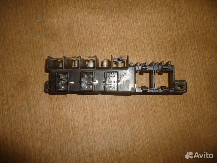 Блок реле 8L0941822 Skoda Octavia I (A4)