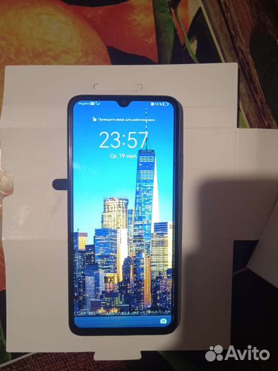 Телефон huawei nova Y70
