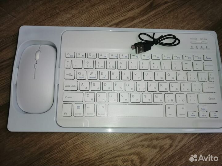Беспроводная клавиатура и мышь