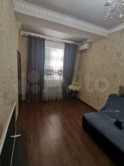 2-к. квартира, 66 м², 6/10 эт.