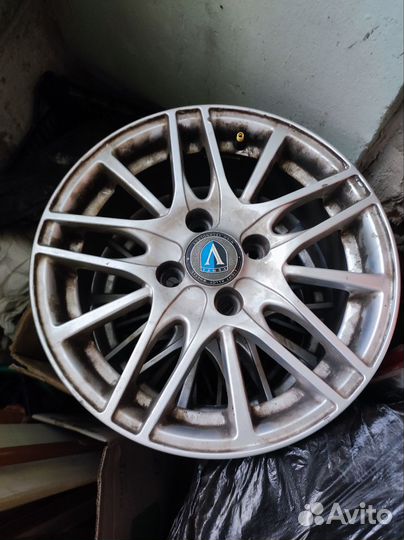 Литой диск r14 на ваз