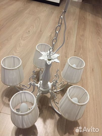Люстра подвесная потолочная