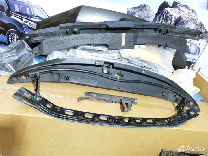 Абсорбер бампера Toyota Land Cruiser 200