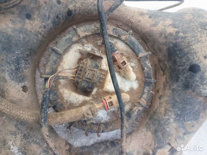 Насос топливный для Ford Focus 1 (Бенонасос)