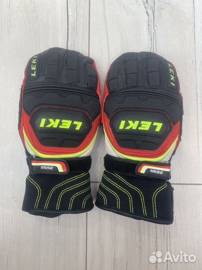 Варежки горнолыжные с защитой leki